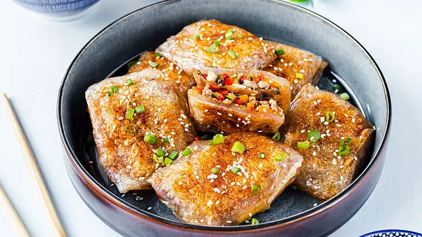 Reispapier-Dumplings aus dem Ofen - Foto: ShowHeroes für LECKER @ Bauer Media Group Reispapier-Dumplings aus dem Ofen - Foto: ShowHeroes für LECKER @ Bauer Media Group