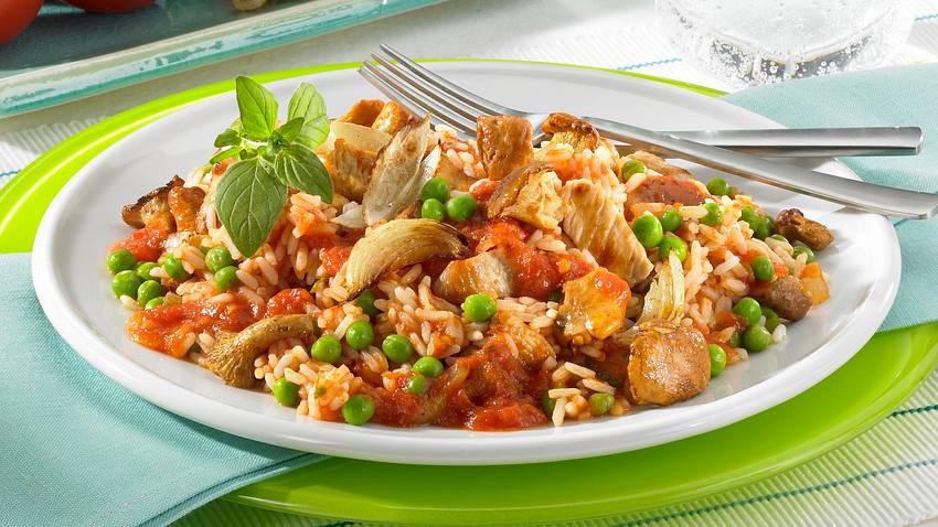 Reispfanne mit Pfifferlingen Rezept - Foto: House of Food / Bauer Food Experts KG