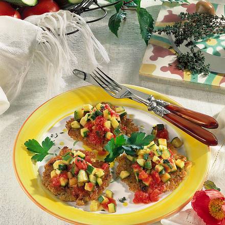 Reispuffer mit Zucchini-Tomaten-Gemüse Rezept