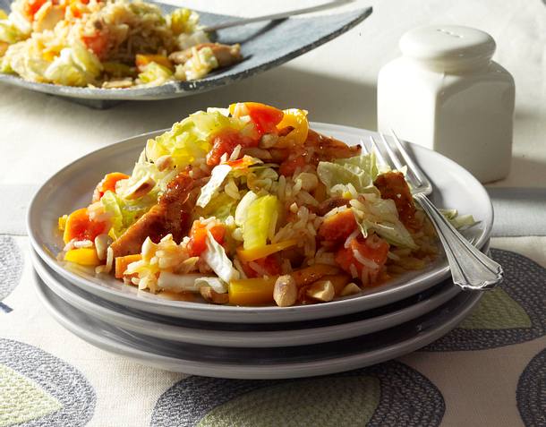 Reissalat mit gebratenem Hähnchenfilet Rezept