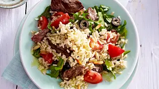 Reissalat mit Rauke und Tomate Rezept - Foto: LECKER @ Bauer Media Group Reissalat mit Rauke und Tomate Rezept - Foto: LECKER @ Bauer Media Group