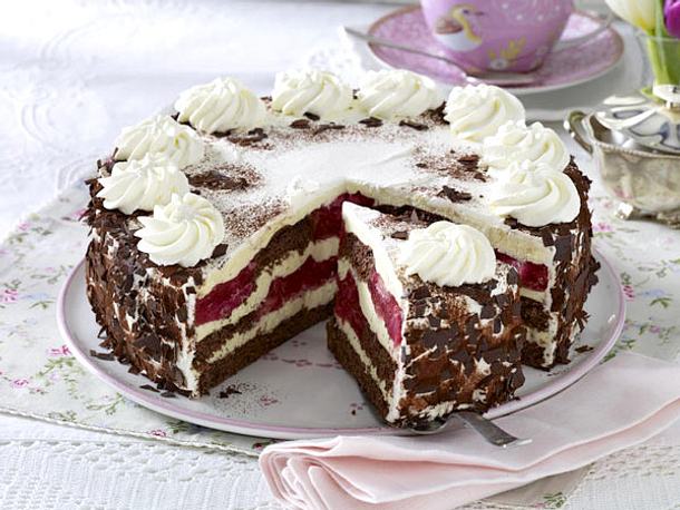 Rhabarber-Amaretto-Torte Rezept Rhabarber-Amaretto-Torte Rezept