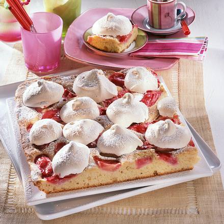 Rhabarber-Blechkuchen Rezept Rhabarber-Blechkuchen Rezept