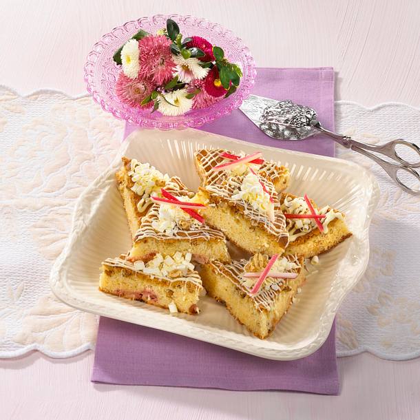 Rhabarber-Blondies Rezept Rhabarber-Blondies Rezept