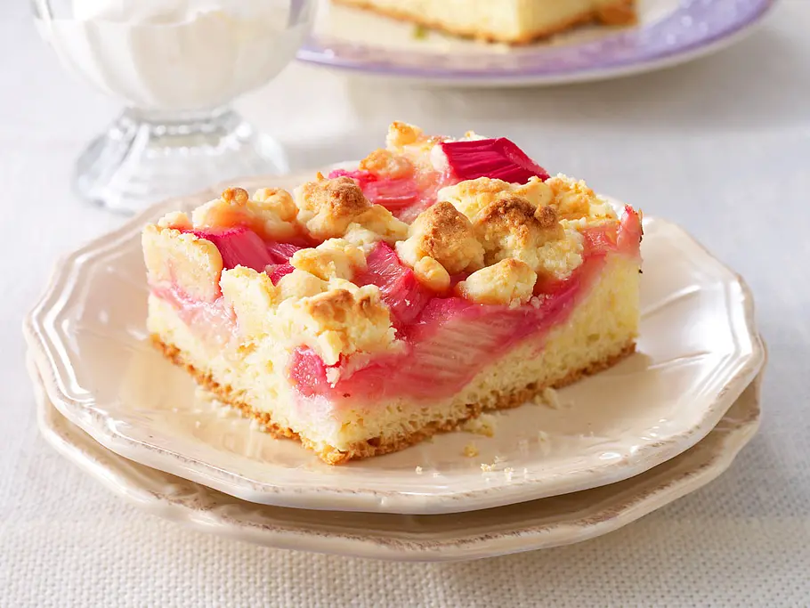 Rhabarber-Streuselkuchen Rezept Rhabarber-Streuselkuchen Rezept