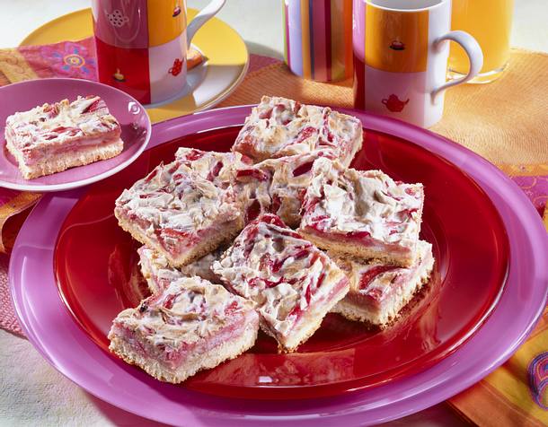 Rhabarber-Träubleskuchen Rezept Rhabarber-Träubleskuchen Rezept