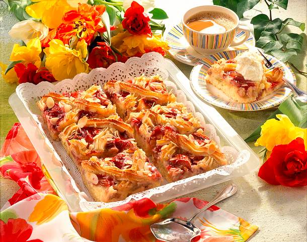 Rhabarberkuchen Rezept