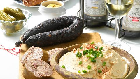 Rheingauer Spundekäs Rezept - Foto: House of Food / Bauer Food Experts KG