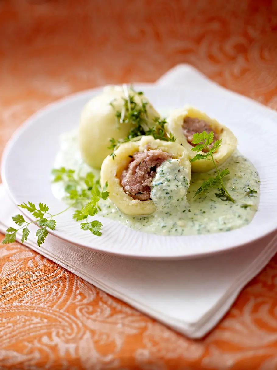 Rhöner Kräuterklöße mit grüner Soße Rezept
