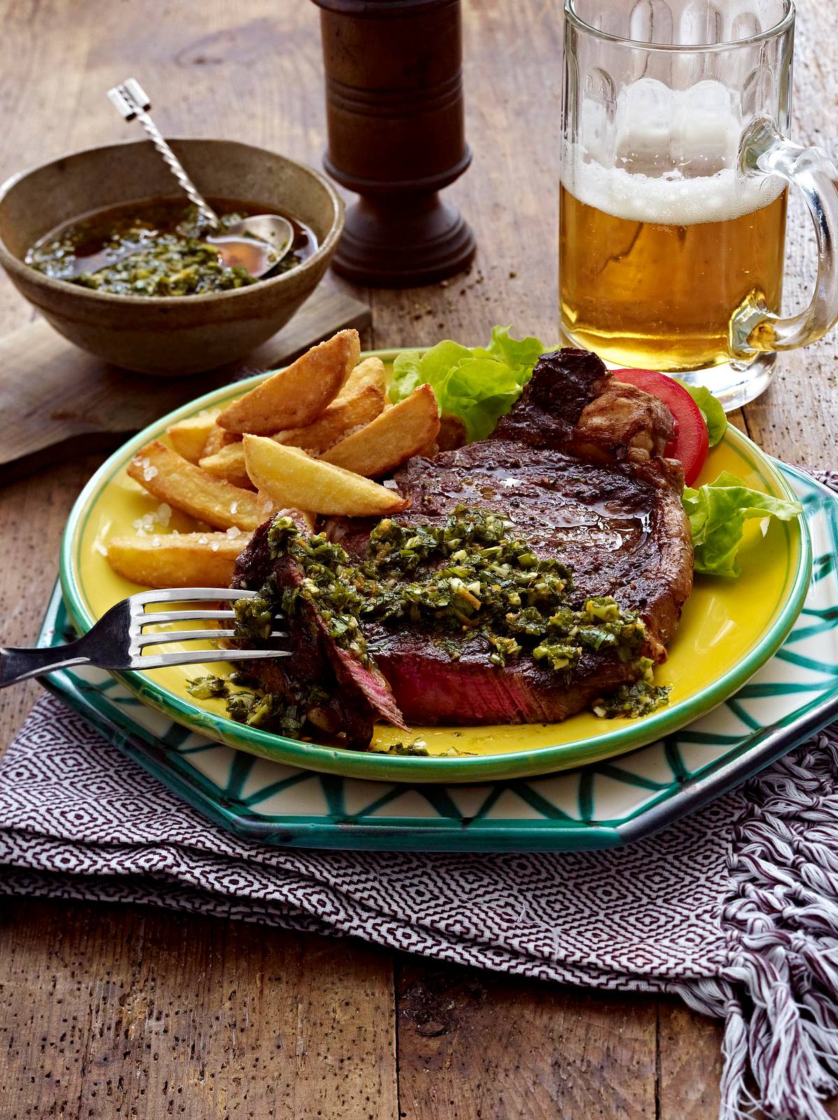 Ribeye-Steak mit Kräutersoße Rezept