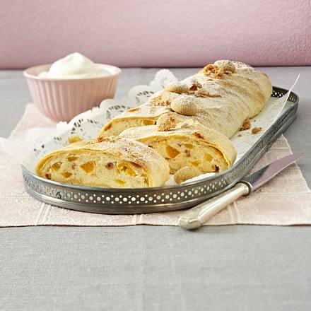 Ricotta-Aprikosen-Strudel Rezept