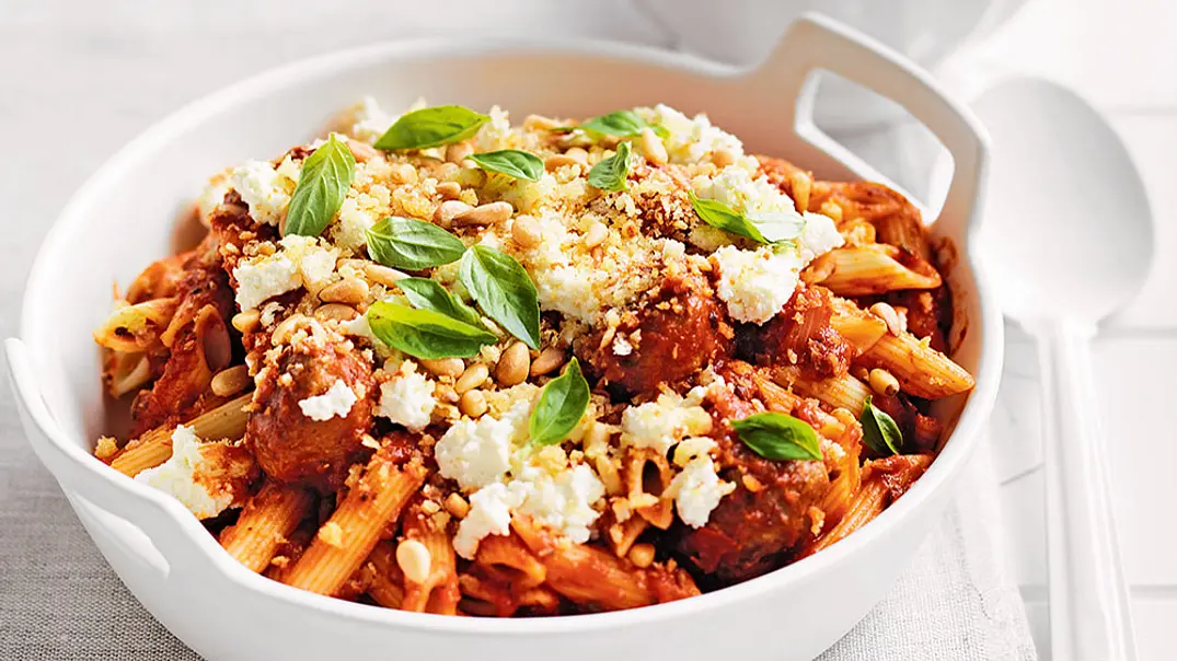 Ricottapenne mit Tomaten-Mett-Soße Rezept - Foto: LECKER @ Bauer Media Group Ricottapenne mit Tomaten-Mett-Soße Rezept - Foto: LECKER @ Bauer Media Group