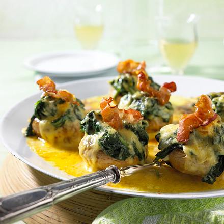 Riesenchampignons mit Spinat und Hollandaise Rezept Riesenchampignons mit Spinat und Hollandaise Rezept