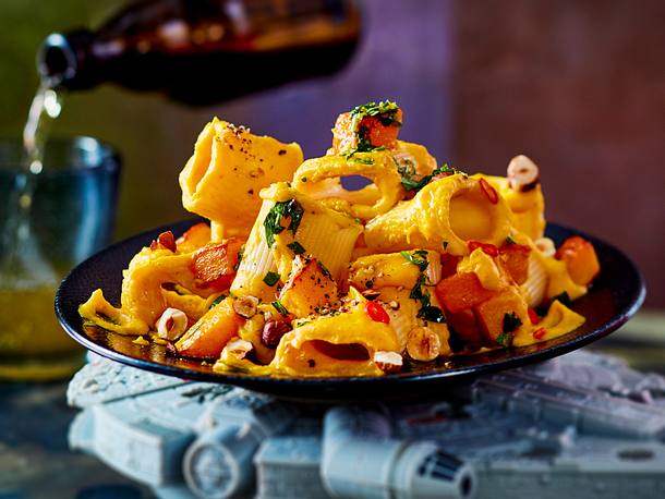„Selbst gekocht ich habe“: Rigatoni in magischer Kürbissoße Rezept „Selbst gekocht ich habe“: Rigatoni in magischer Kürbissoße Rezept