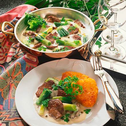 Rinderfilet in Edelpilz-Sahnesoße Rezept Rinderfilet in Edelpilz-Sahnesoße Rezept
