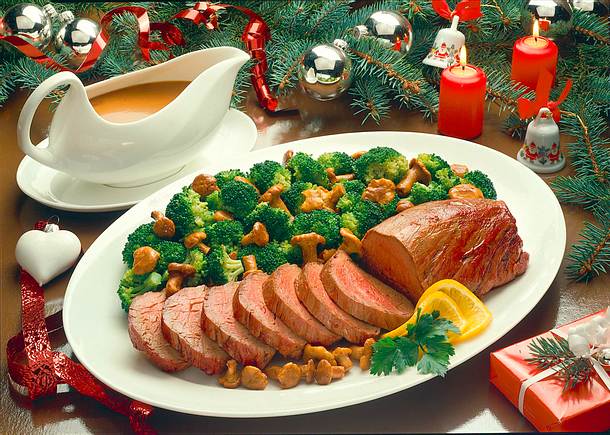 Rinderfilet mit Broccoli- Pfifferlings-Gemüse Rezept Rinderfilet mit Broccoli- Pfifferlings-Gemüse Rezept