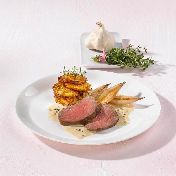 Rinderfilet mit Rahmschalotten und Rösti Rezept Rinderfilet mit Rahmschalotten und Rösti Rezept