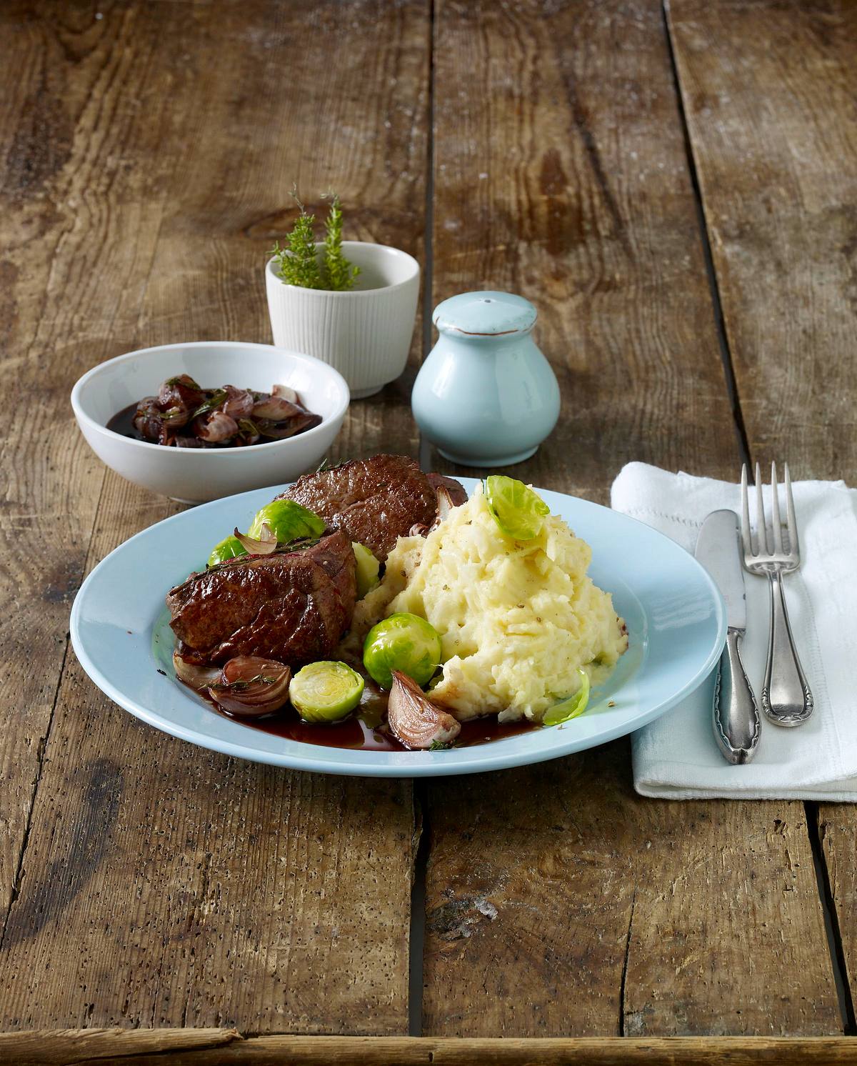 Rinderfilet-Steak mit Selleriepüree Rezept