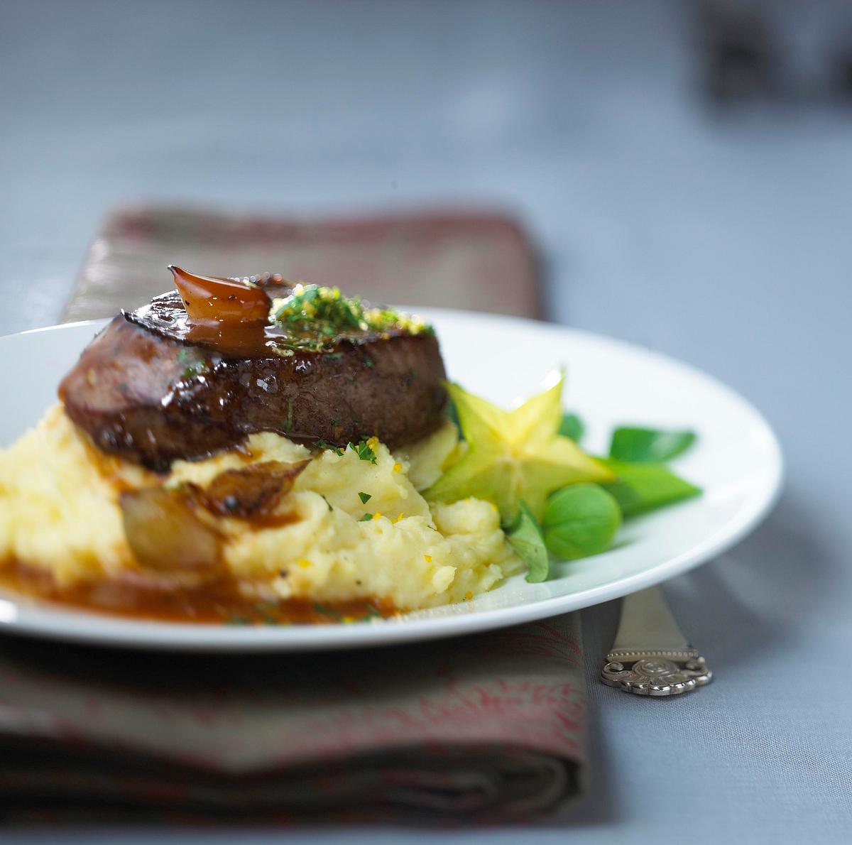 Rinderfiletsteak zu Kartoffel-Sellerie-Püree Rezept