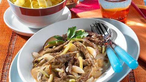 Rindergeschnetzeltes Stroganoff Rezept - Foto: House of Food / Bauer Food Experts KG