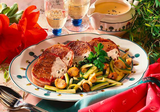 Rindermedaillons mit Zucchini-Champignongemüse Rezept