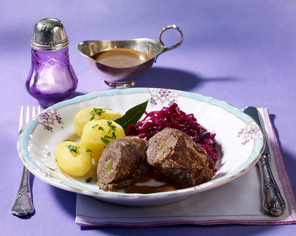 Rinderrouladen mit Rotkohl Rezept Rinderrouladen mit Rotkohl Rezept
