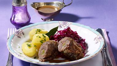 Rinderrouladen mit Rotkohl (kalorienarm) Rezept - Foto: House of Food / Bauer Food Experts KG