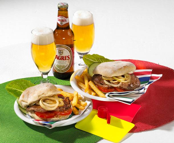 Rindersteak im Brötchen Rezept Rindersteak im Brötchen Rezept