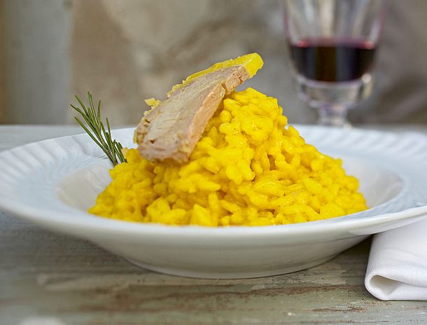 Risotto allo Zafferano con Fetago Grasso (Safran-Risotto mit Gänsepastete) Rezept Risotto allo Zafferano con Fetago Grasso (Safran-Risotto mit Gänsepastete) Rezept