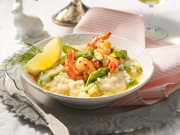Risotto mit grünem Spargel und Garnelen Rezept Risotto mit grünem Spargel und Garnelen Rezept
