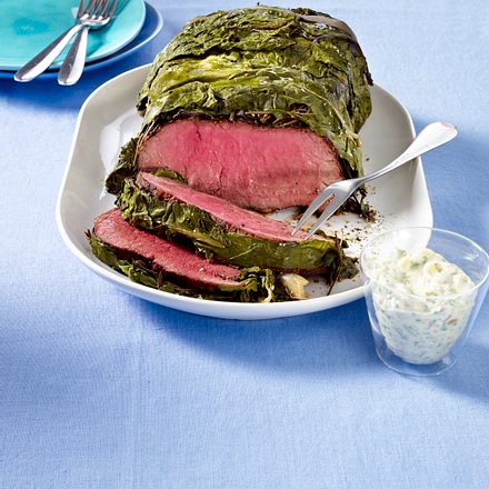 Roastbeef im Mangoldblatt Rezept Roastbeef im Mangoldblatt Rezept