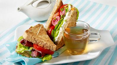 Roastbeef-Sandwich Rezept - Foto: LECKER @ Bauer Media Group