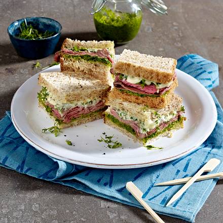 Roastbeef-Sandwich mit Pesto und Kresse Rezept