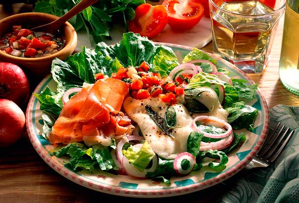 Römersalat mit Mozzarella Rezept Römersalat mit Mozzarella Rezept
