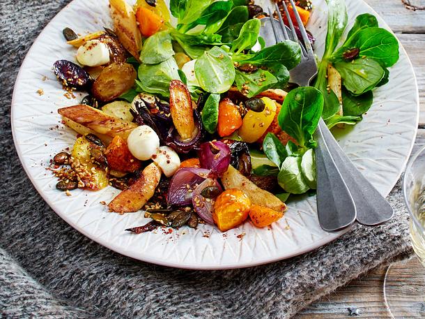 Röstgemüsesalat mit Schneebällchen Rezept