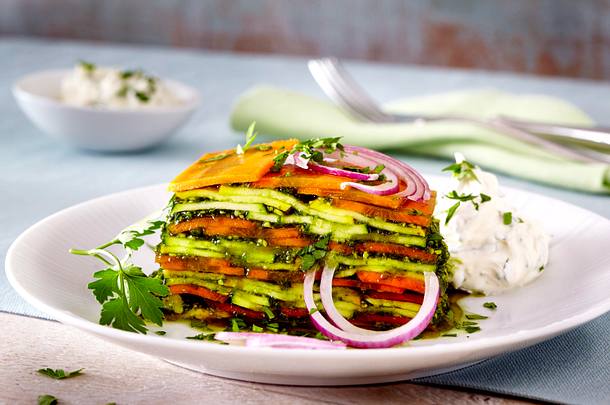 Rohe Salatlasagne Rezept Rohe Salatlasagne Rezept