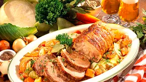 Rollbraten auf Gemüse Rezept - Foto: LECKER @ Bauer Media Group Rollbraten auf Gemüse Rezept - Foto: LECKER @ Bauer Media Group