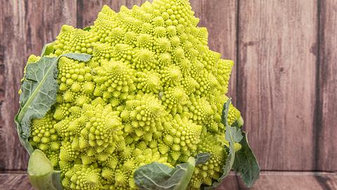 Romanesco ist ein edler Verwandter vom Blumenkohl - Foto: akulamatiau / fotolia