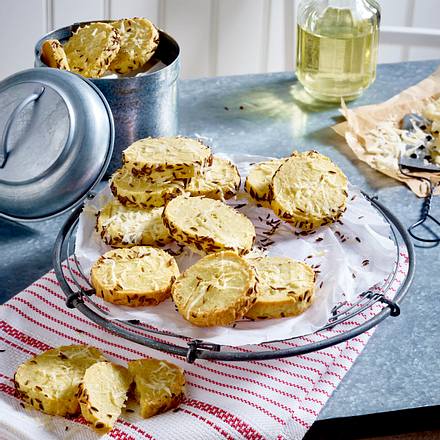 Roquefort-Parmesan-Shortbread Rezept Roquefort-Parmesan-Shortbread Rezept