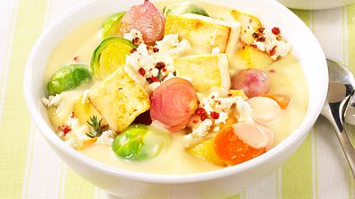 Rosenkohl-Gulasch Rezept - Foto: LECKER @ Bauer Media Group