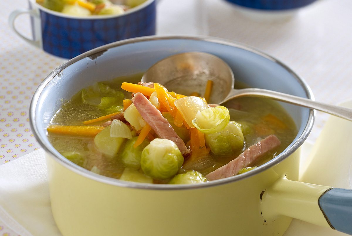 Rosenkohl-Kartoffel-Suppe mit Kasseler Rezept