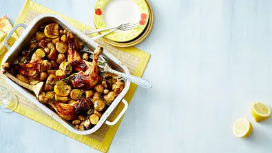 Rosmarin-Bratkartoffeln mit Hähnchen & Pilzen Rezept - Foto: LECKER @ Bauer Media Group