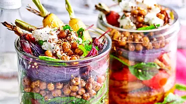 Röstgemüse-Salat für die nächste Schicht Rezept - Foto: LECKER @ Bauer Media Group Röstgemüse-Salat für die nächste Schicht Rezept - Foto: LECKER @ Bauer Media Group