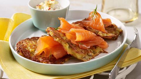 Rösti mit Lachs und Apfel-Meerrettich-Dip Rezept - Foto: House of Food / Bauer Food Experts KG