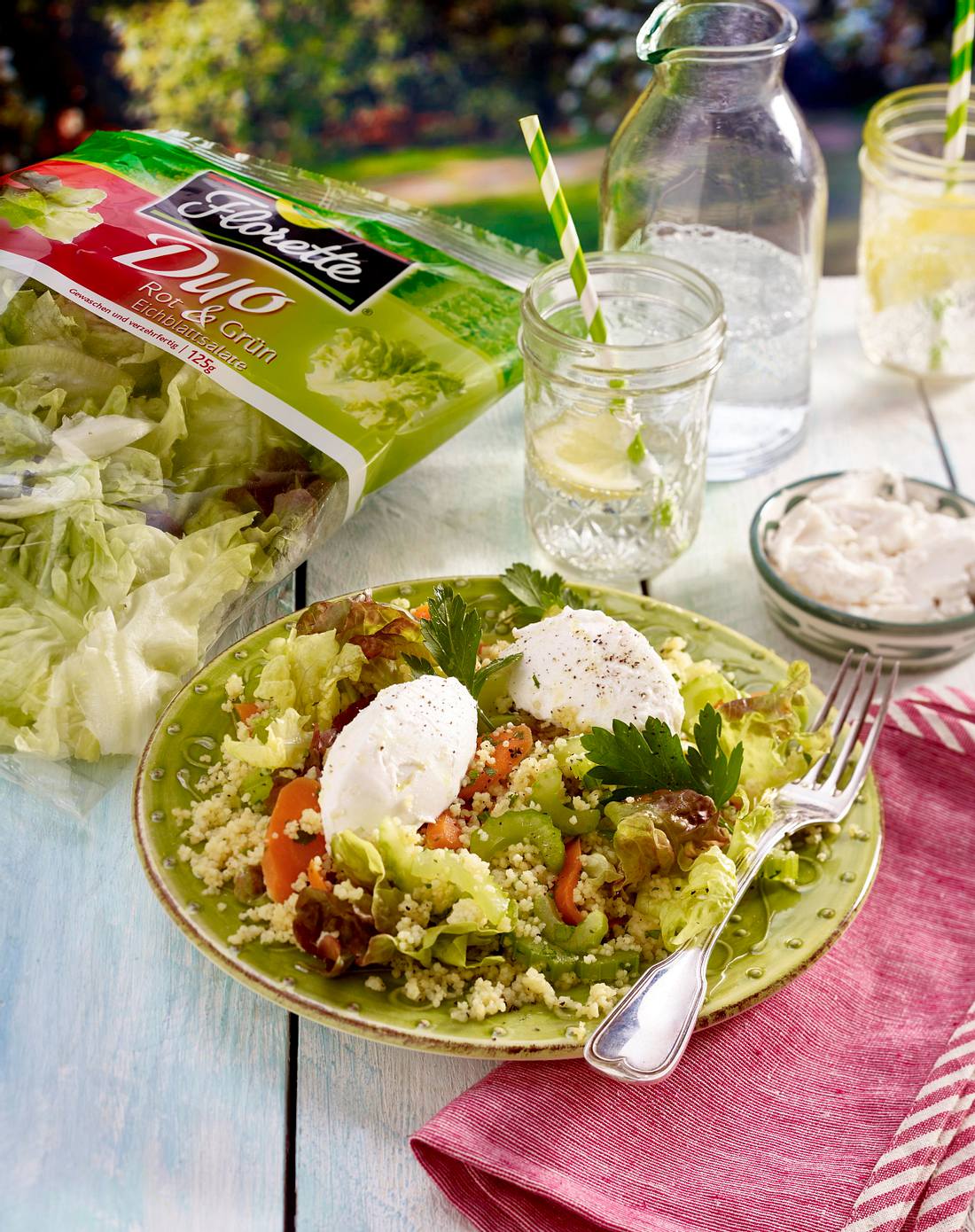Rot-grüner Salat mit Couscous und Ziegenkäse Rezept