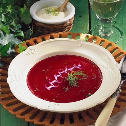 Rote-Beete-Suppe mit Dill Rezept