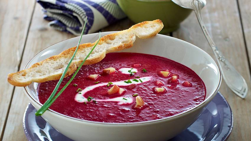 Rote-Bete-Apfel-Suppe Rezept - Foto: House of Food / Bauer Food Experts KG