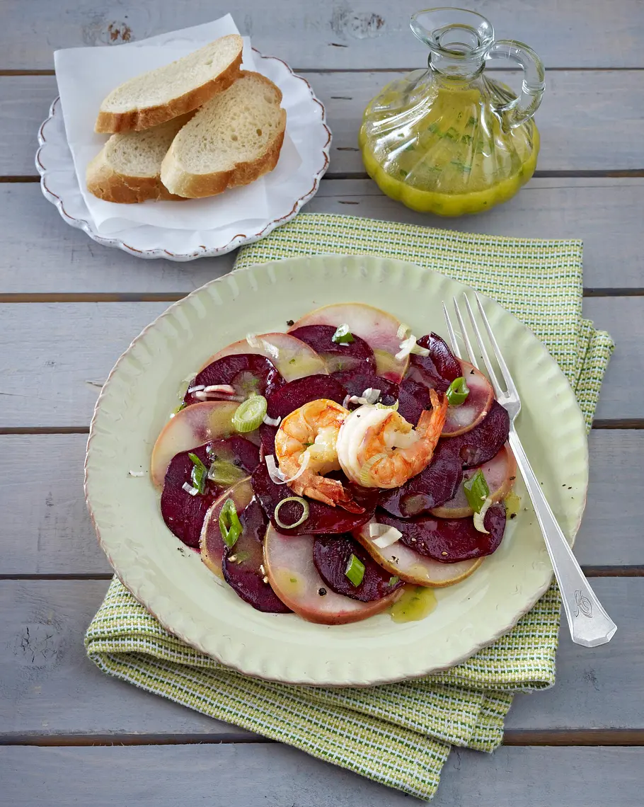 Rote Bete-Birnen-Carpaccio mit Garnelen Rezept
