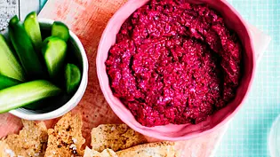 Rote-bete-creme „Dip dich glücklich“ Rezept - Foto: LECKER @ Bauer Media Group Rote-bete-creme „Dip dich glücklich“ Rezept - Foto: LECKER @ Bauer Media Group