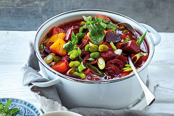 Rote-Bete-Eintopf mit Ananas und Minze Rezept-F8430403 Rote-Bete-Eintopf mit Ananas und Minze Rezept-F8430403